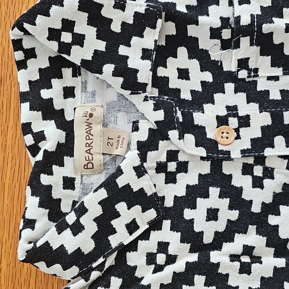 BearPaw Black and White Patterned Set - Picture 3 of 6